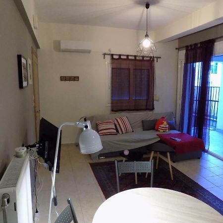 George'S Apartment In Volos Area Bagian luar foto