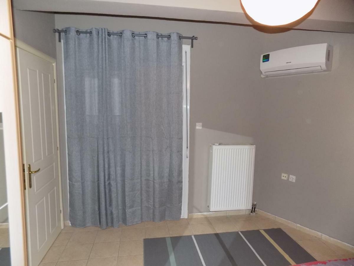 George'S Apartment In Volos Area Bagian luar foto