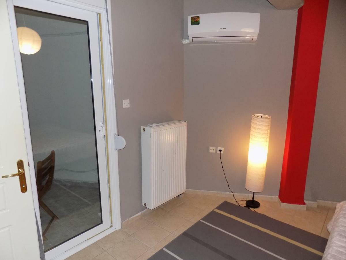 George'S Apartment In Volos Area Bagian luar foto