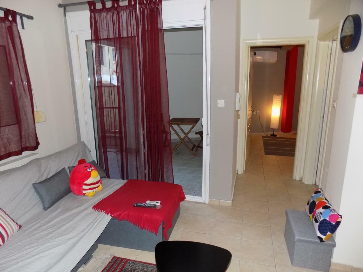 George'S Apartment In Volos Area Bagian luar foto