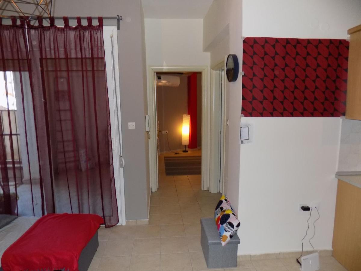 George'S Apartment In Volos Area Bagian luar foto