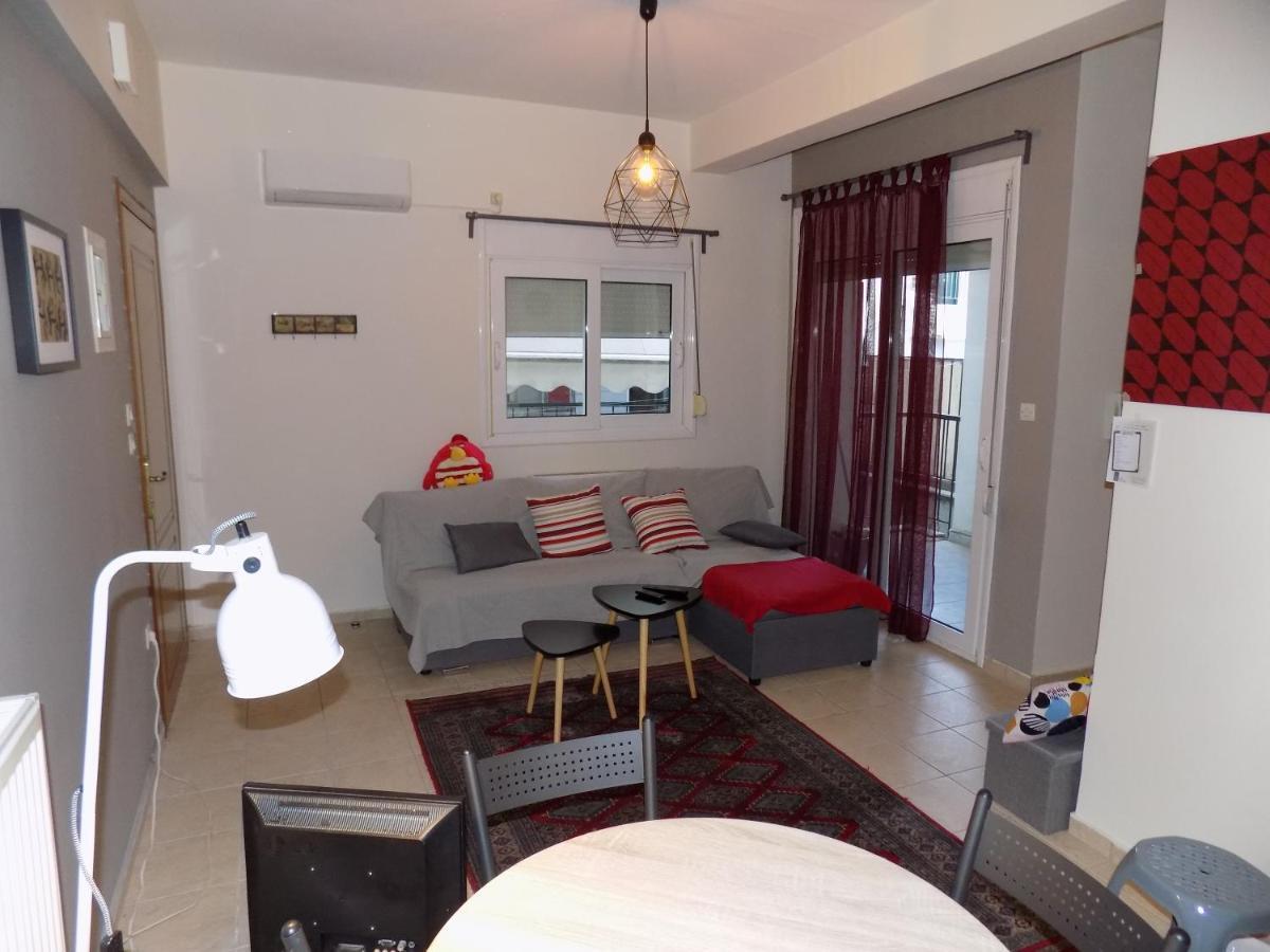 George'S Apartment In Volos Area Bagian luar foto