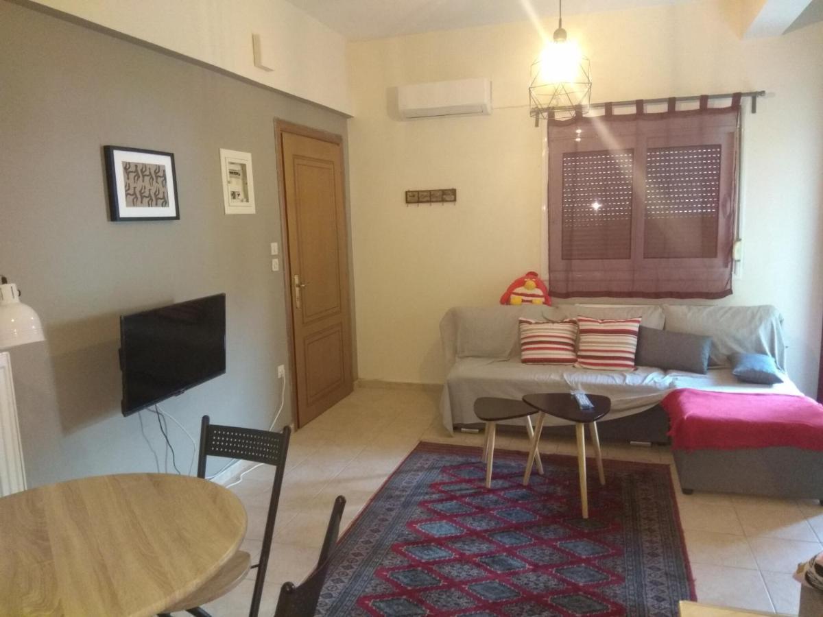 George'S Apartment In Volos Area Bagian luar foto